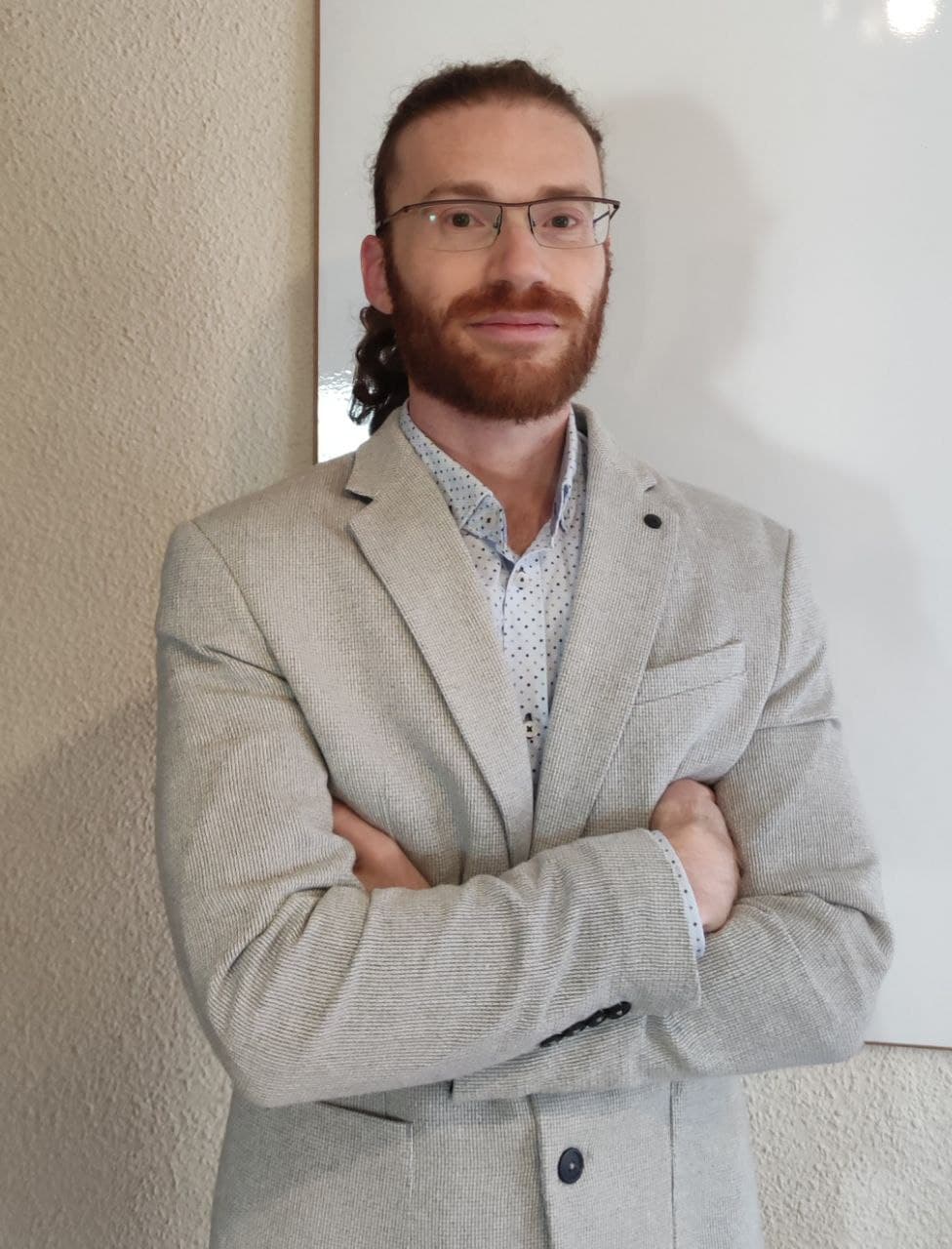 Carlos Gil – Arquitecto Técnico